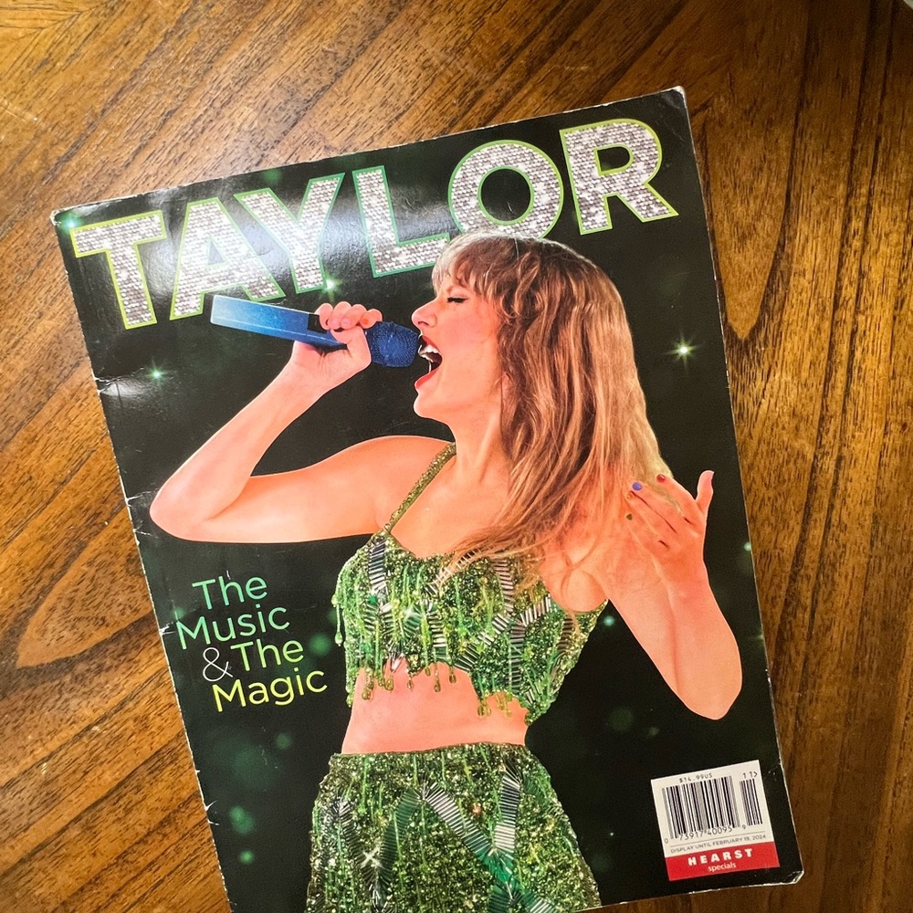 Taylor Swift  Music & Magic Special Edition